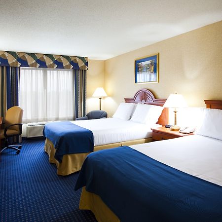 Holiday Inn Express Syracuse Airport By Ihg North Syracuse Exterior foto