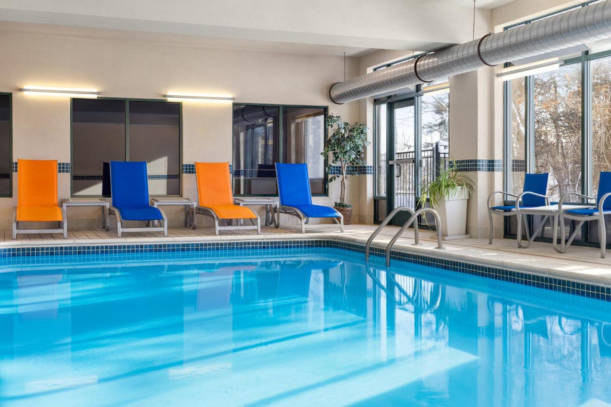 Holiday Inn Express Syracuse Airport By Ihg North Syracuse Exterior foto